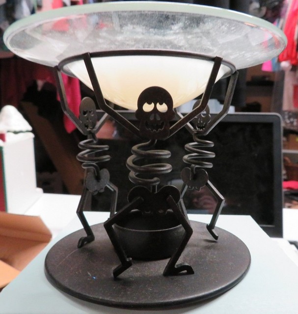 PARTYLITE HALLOWEEN VOTIVE CANDLE HOLDER BONES AROMA MELT WARMER IN