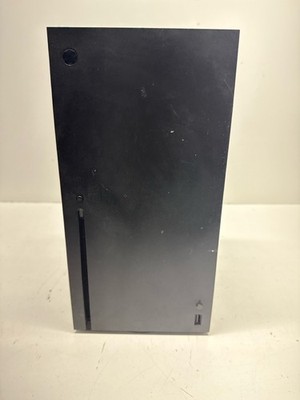XBOX SERIES X W/ HOOKUPS & CNTLR (P16031374)