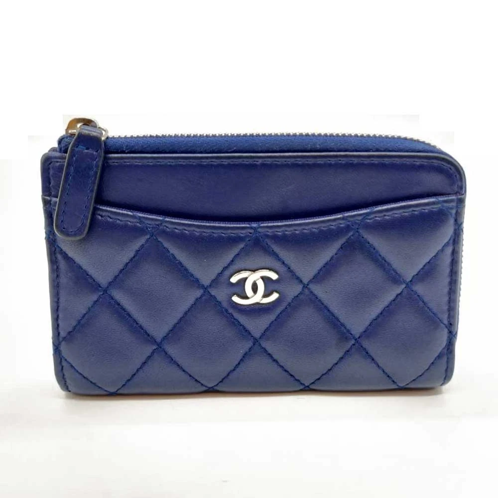Chanel — Chanel Matelassé Coin Case AB Rank Used