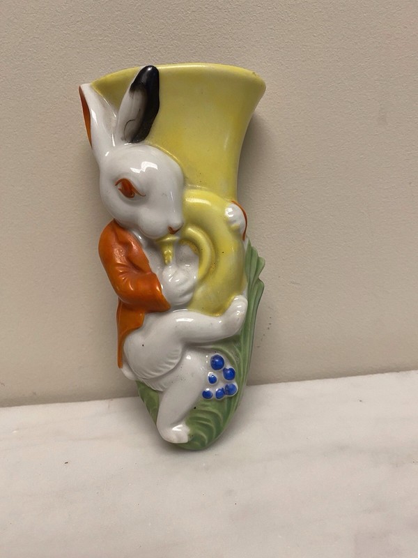 Vintage Wall Pocket Elegant Rabbit Playing A Tuba.  6 1/4 “.Fine Quality.