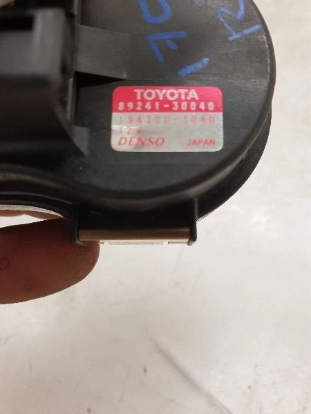 01 02 03 04 05 06 雷克萨斯 LS430 吸收器控制执行器 89241-30040 — 第 3/4 张图片