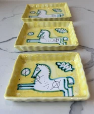 Cantagalli Italy Set Of 3 Graduated Size Ashtrays, Beautiful Rare Vintage Gifts
