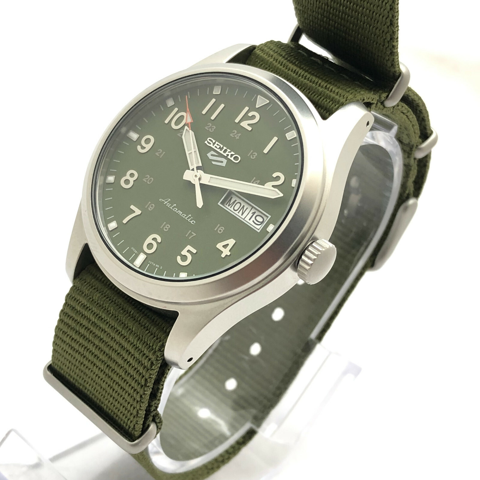 最大70%OFFクーポン SEIKO 5 SPORTS 4R36-01SO 42mm グリーン
