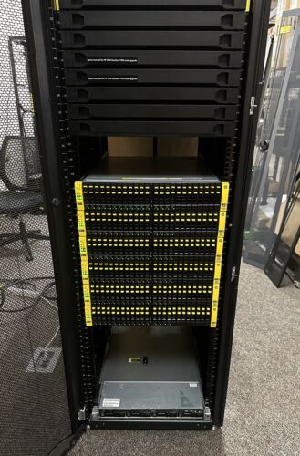 HPE 3PAR StoreServ 7400 2-Node 96 Drive 57.6TB SAN System 42U Rack PDU 5x M6710 - Picture 2 of 22