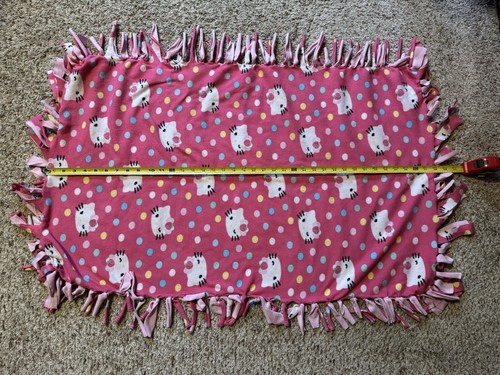 Hello Kitty No Sew Fleece Blanket Tie Ends 24” X 38”L Really Nice - Picture 4 of 6