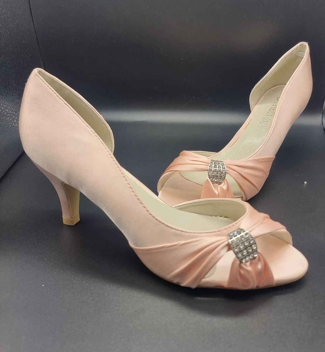 Champagne pink sale shoes