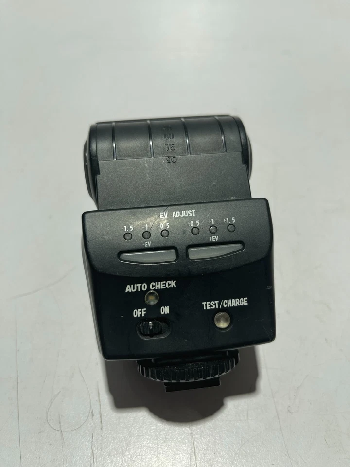 Flash automático para cámaras Nikon Quantaray de Sunpak QF30 Foto 3 de 4