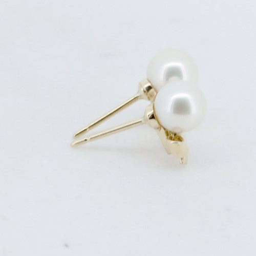 Mikimoto pearl earrings 6.0mm pearl 18k yellow gold - Picture 2 of 6