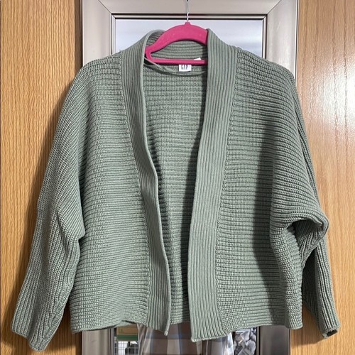 Cárdigan de playa abierto Gap talla mediana color es Douglas abeto suéter verde para mujer - Imagen 1 de 11