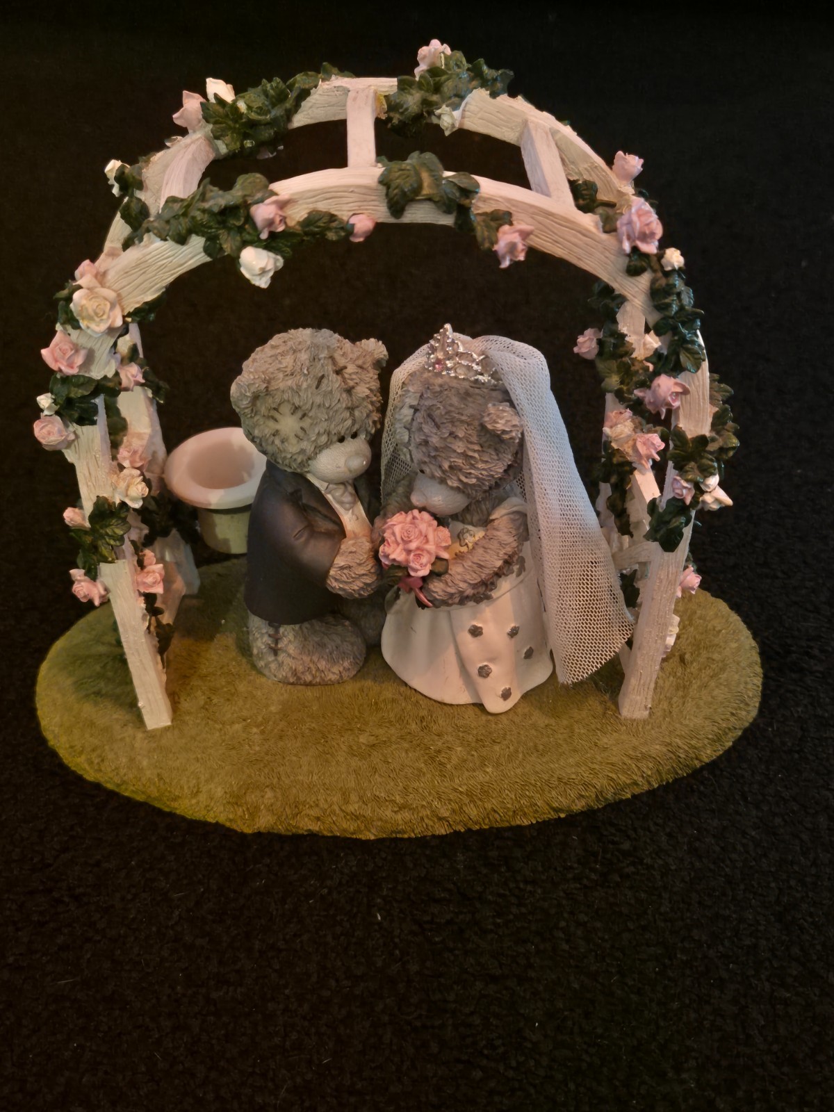 Picture 1 of 4