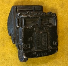 vintage Trucker / Trucking metal BELT BUCKLE - 18 wheeler Truck Face