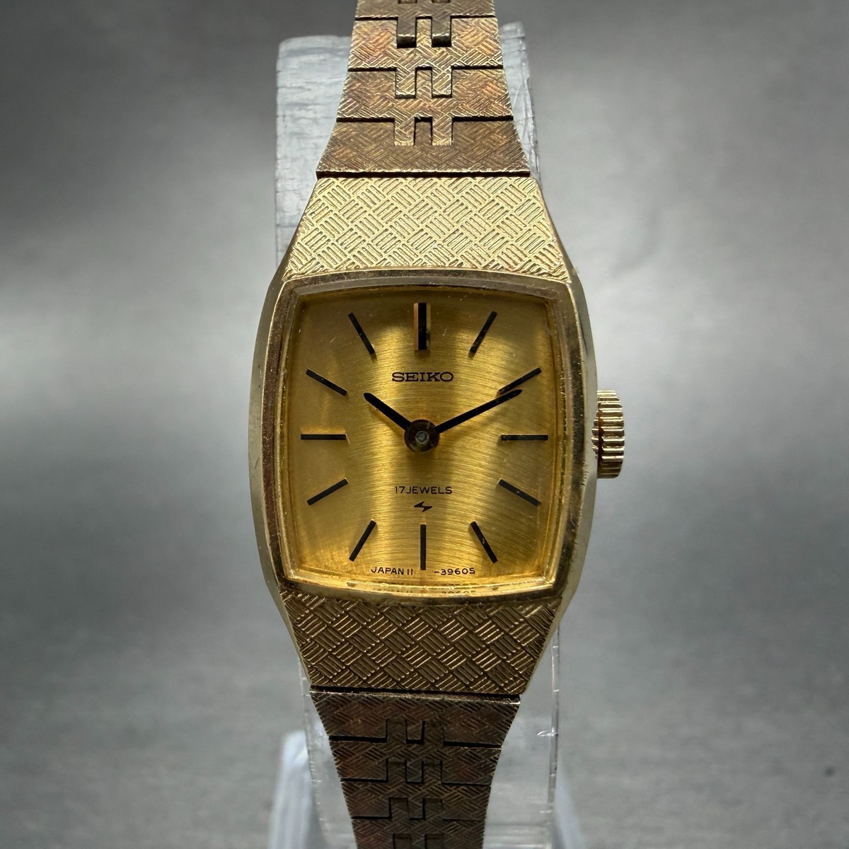 Seiko Tank Watch Women 17mm Champagne Dial Gold Tone Manual 11