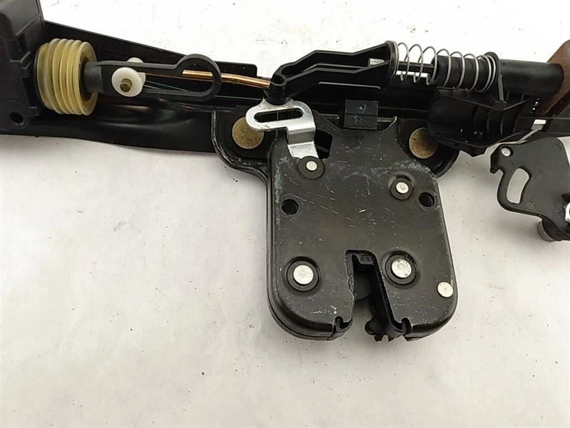 AUDI TT MK1 Convertible FWD Rear Trunk Latch Lock Actuator 00 01 02 03 04 05 06 - Image 3 of 4