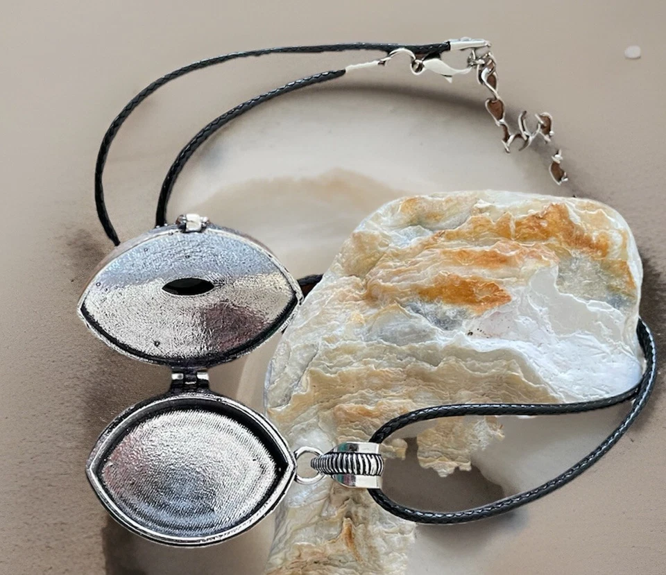 Collar Colgante Medallón Ónix Negro Estilo Vintage - Chapado en Ley 925 - Nuevo Foto 4 de 4