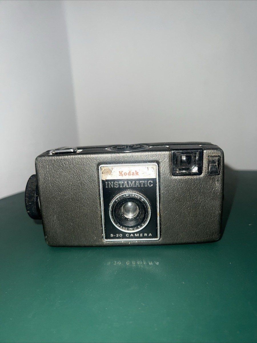 Vintage 1960s Kodak Instamatic S-20 Camera, 126 Cartridge Film, AS IS  UNTESTED