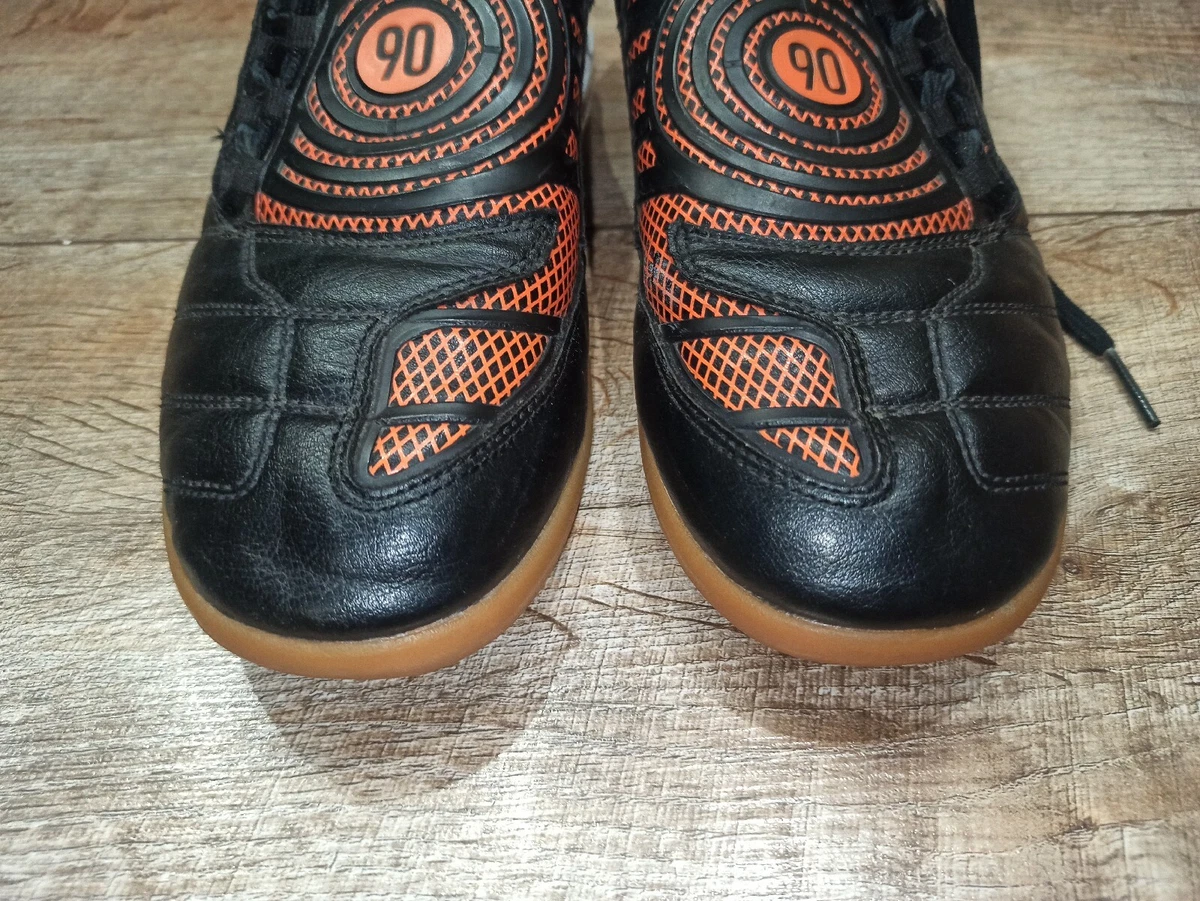 Total 9 indoor best sale shoes