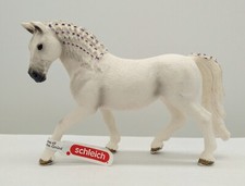 Schleich Lippizanner Mare 13819 NEW NWT Purple Hairbands