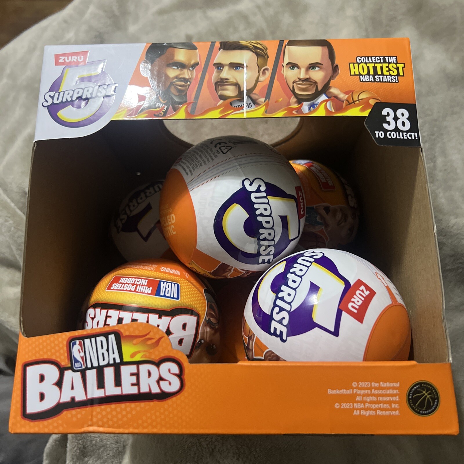 Set of 6 NBA Ballers Zuru 5 Surprise Sealed Mystery Capsule 2023 + Display Box