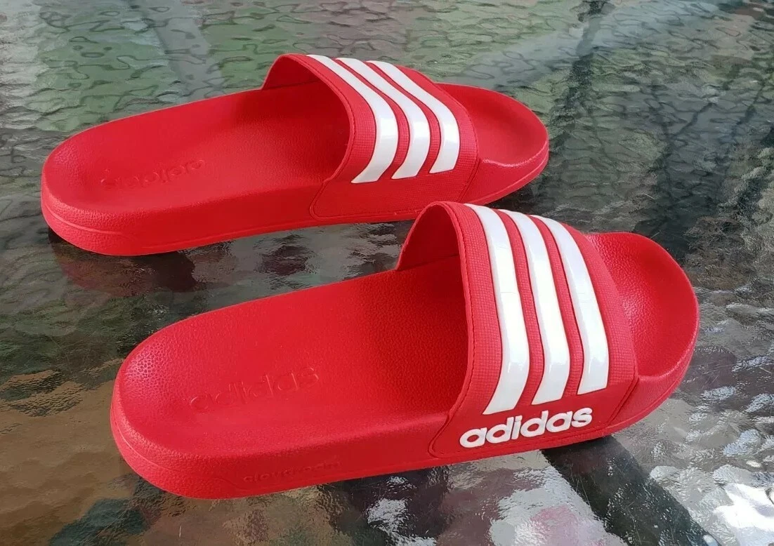 Adidas Adilette Cloudfoam diapositive doccia slip on da uomo rosse USA taglia 11 (vedi Desc.)