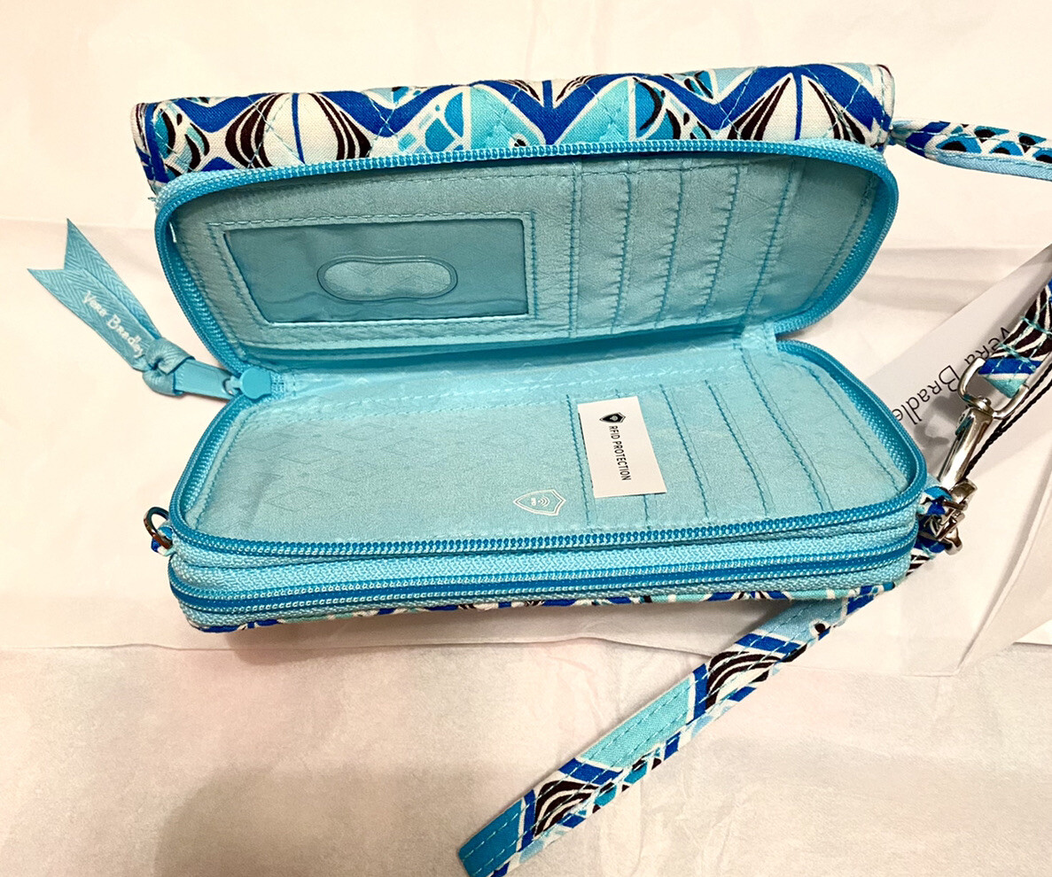 Vera Bradley 3 in 1 Crossbody RFID Wallet Wristlet🐟Go Fish Blue🐟