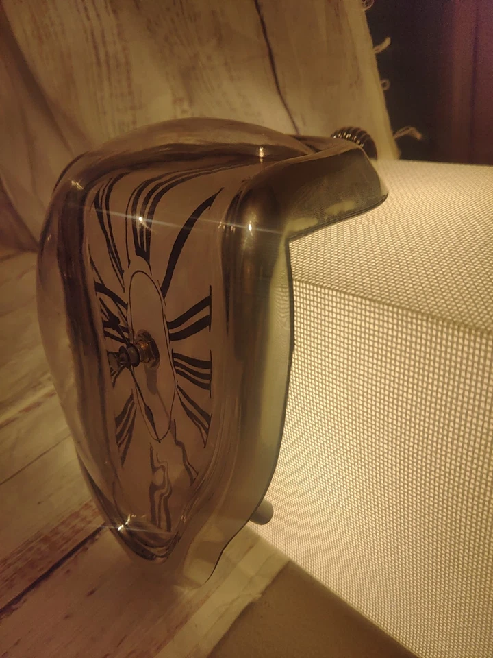 Relógio de fusão - Imagem 2 de 4