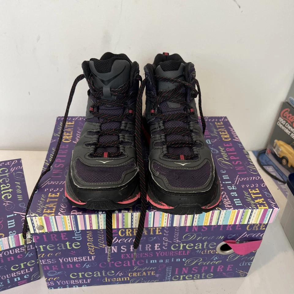 Hoka One One Mujer Tor Tech Mid Senderismo Zapatos Botas eVent 1012059 EE. UU. Talla 8.5 Foto 2 de 4