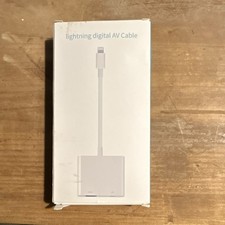 Lightning to HDMI AV Adapter Charger Apple iPhone iPad Portable 1080p HD MINT