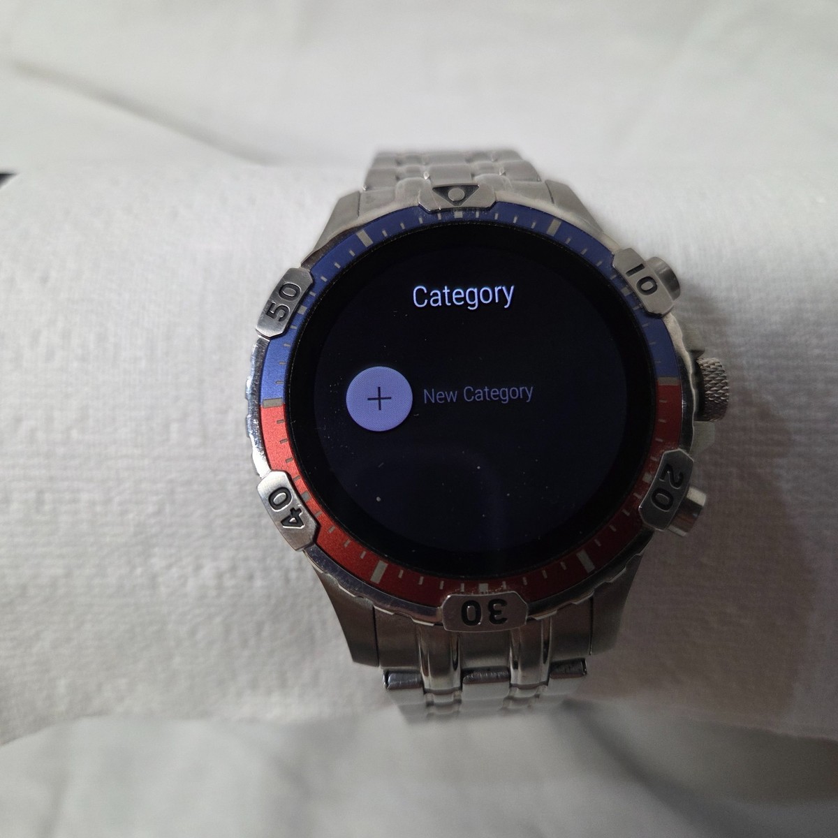 Fossil Smart Watch (dw10f2) Silver Wristband & Case for sale Fossil Smart Watch (dw10f2) Silver Wristband & Case for sale