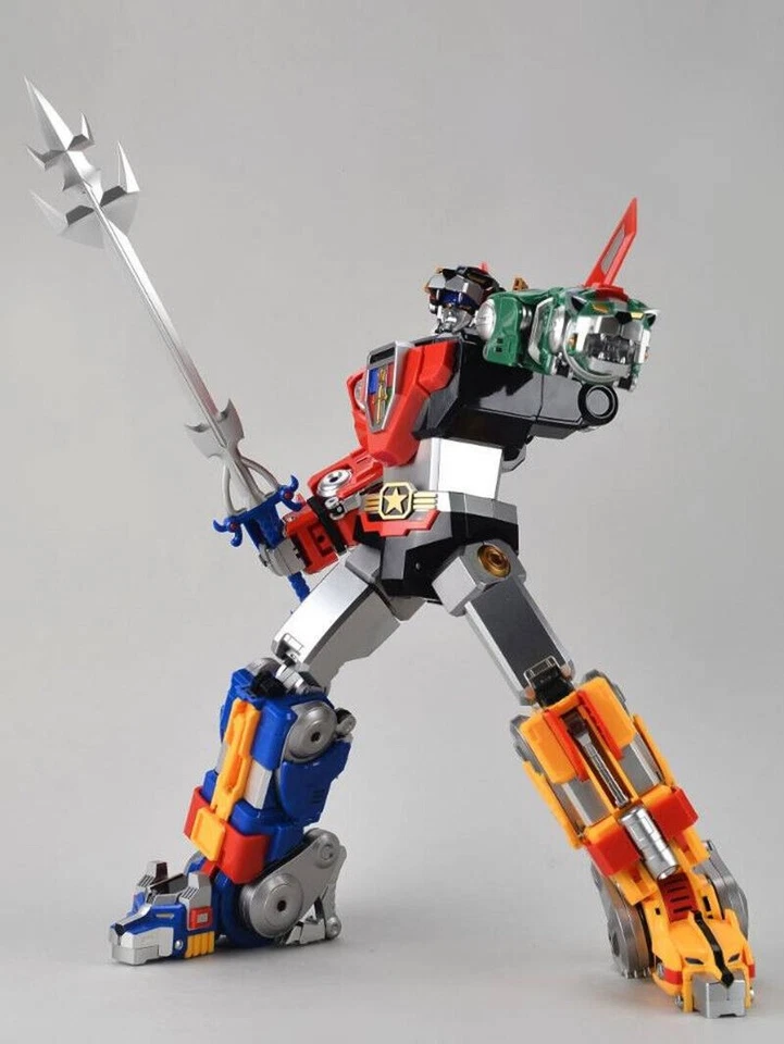 Transform Metal Club MuscleBear Voltron Beast King Golion Action Figure In Stock - Image 4 of 4