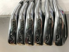Titleist AP 2 714 Set di ferri 5-9,Pw 6pz Flex Uni Dynamic Gold 95 Steel