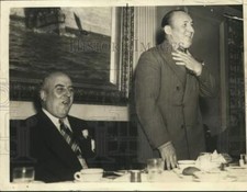 1940 Press Photo Robert Ripley Boston Chamber of Commerce Guest & Harold G Kern