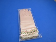 Women's Pink Gloves Pink Floral Lace Cuff One Size