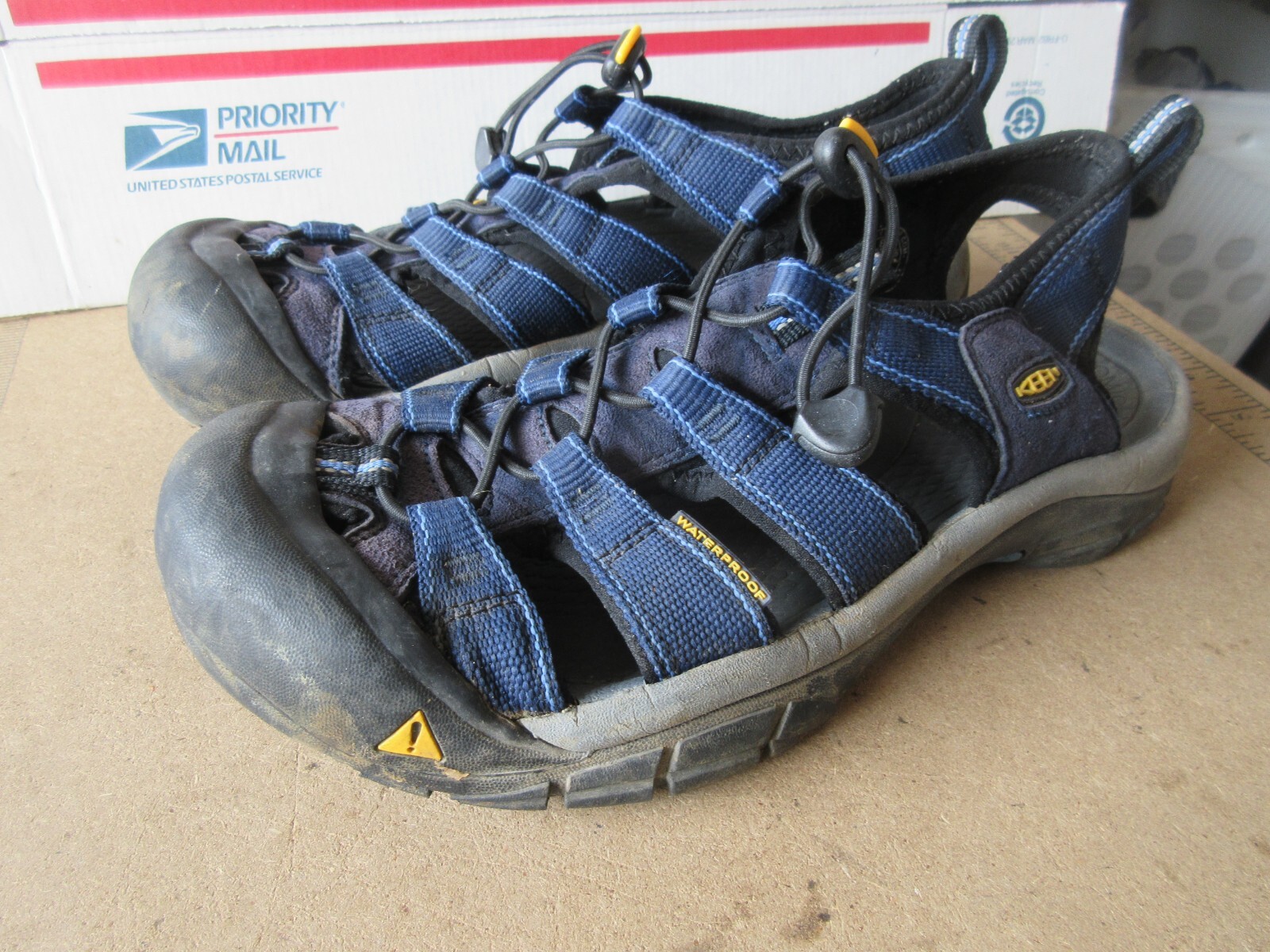 Sandali da trekking Keen da donna W 8 EU 40 5 (O 794)