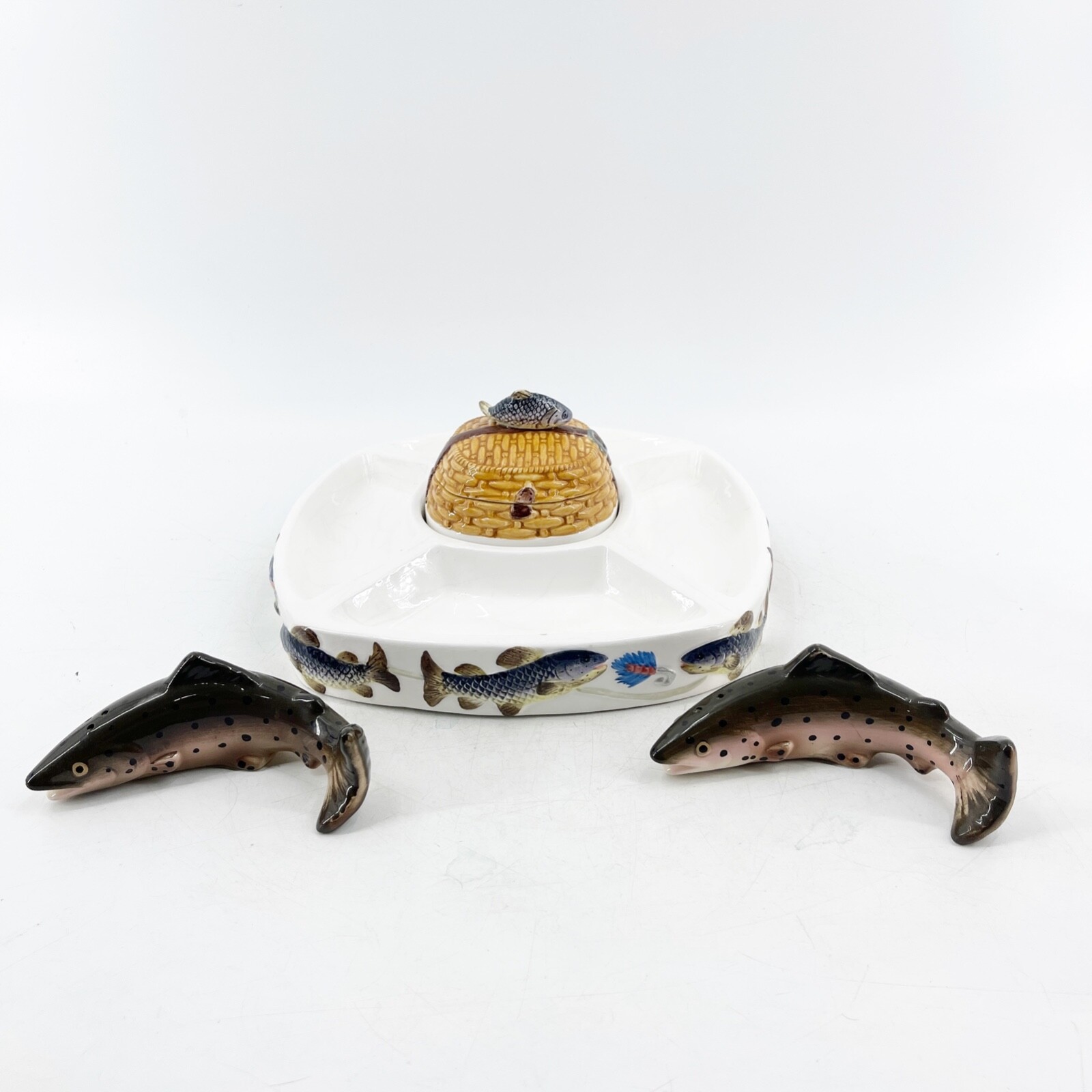 Vintage Blue Ridge Ceramic Trout Fishing Chip Dip S&P Serving Set Fisherman