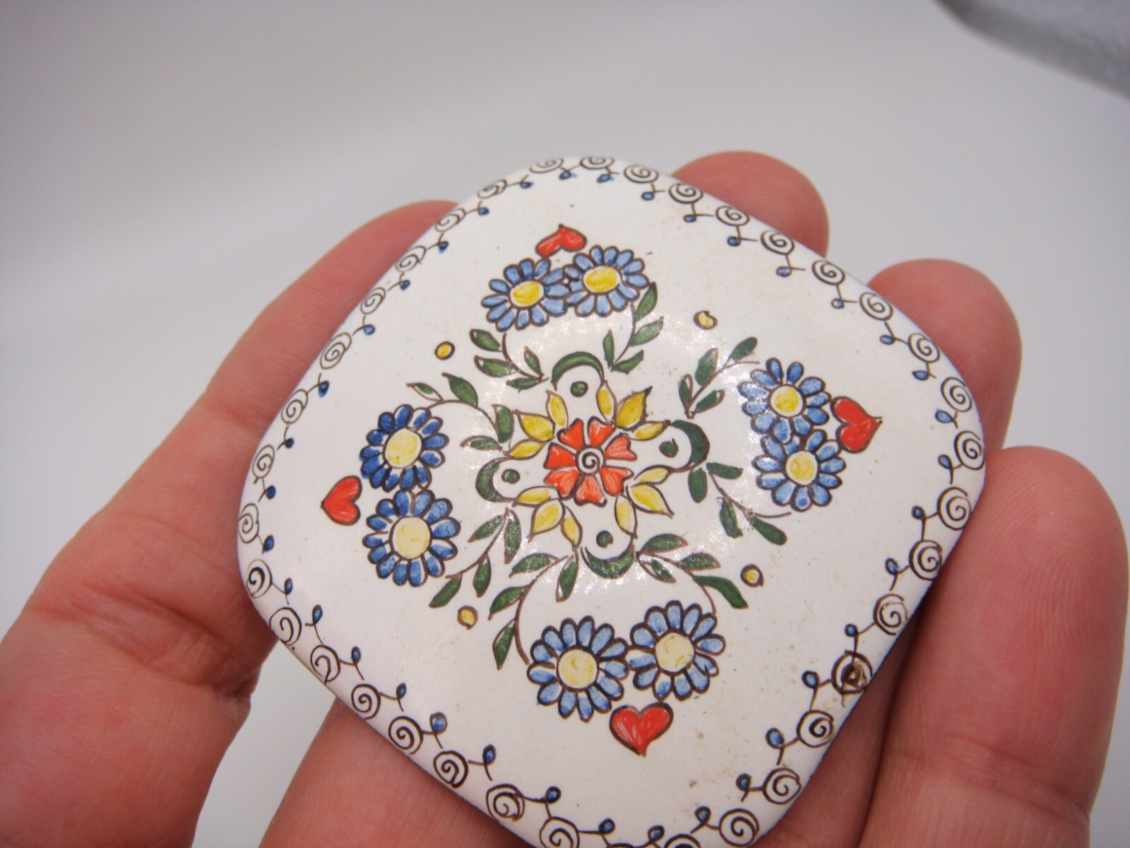 VINTAGE RECTANGULAR TILE SHAPE ENAMEL PAINTED FLO… - image 1