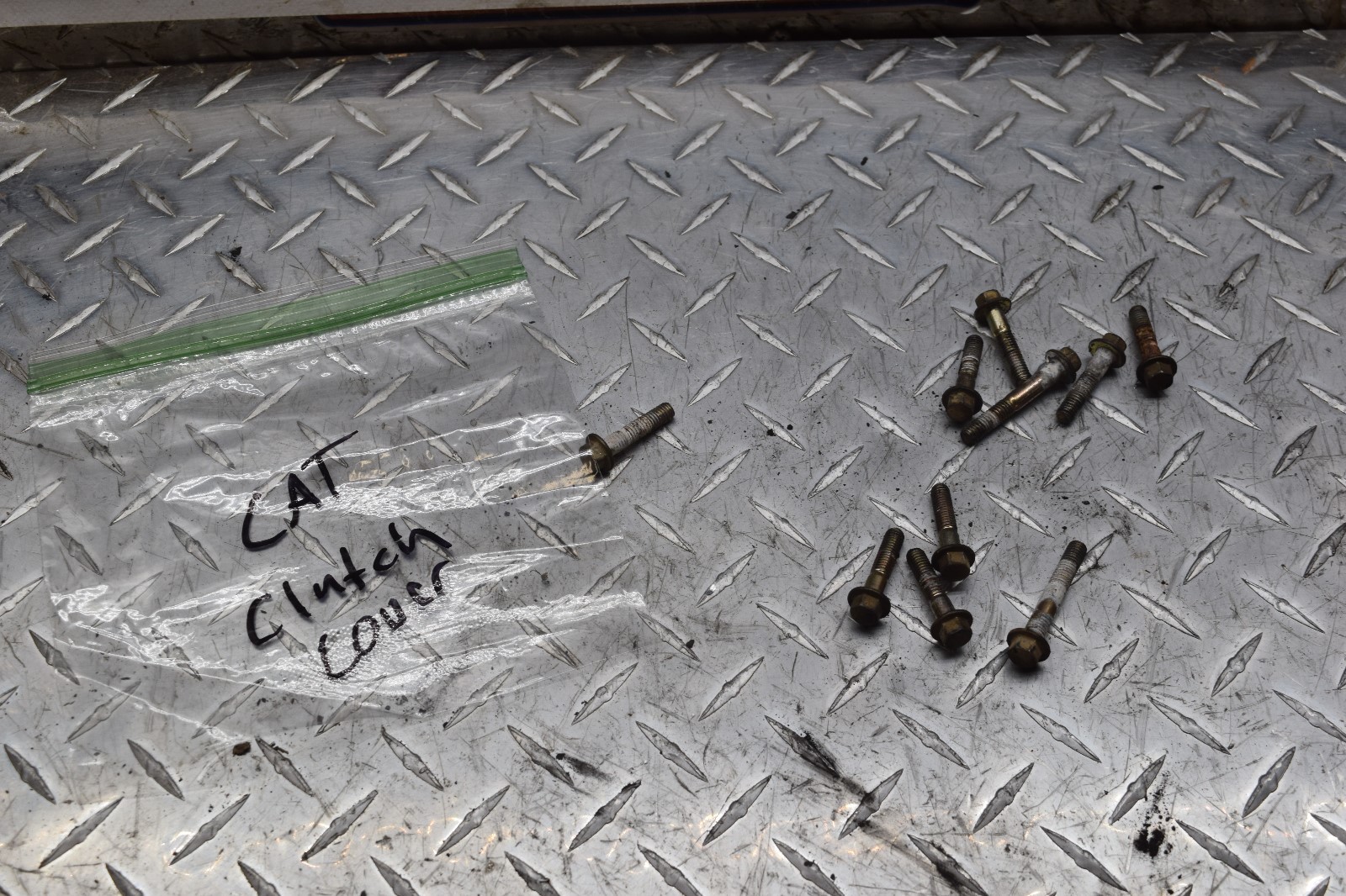 AC10 ENGINE CLUTCH COVER BOLTS 06 ARCTIC CAT 250 UTILITY 2007 2x4 FREE