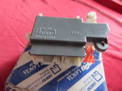 Original Fiat Uno Mille Clip / Lancia Y Vorrichtung zur Unterbrechnung 9942950 