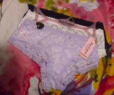 3 NEW JUICY COUTURE JC7088 3PKD CHEEKY LACE HIPSTER PANTIES M