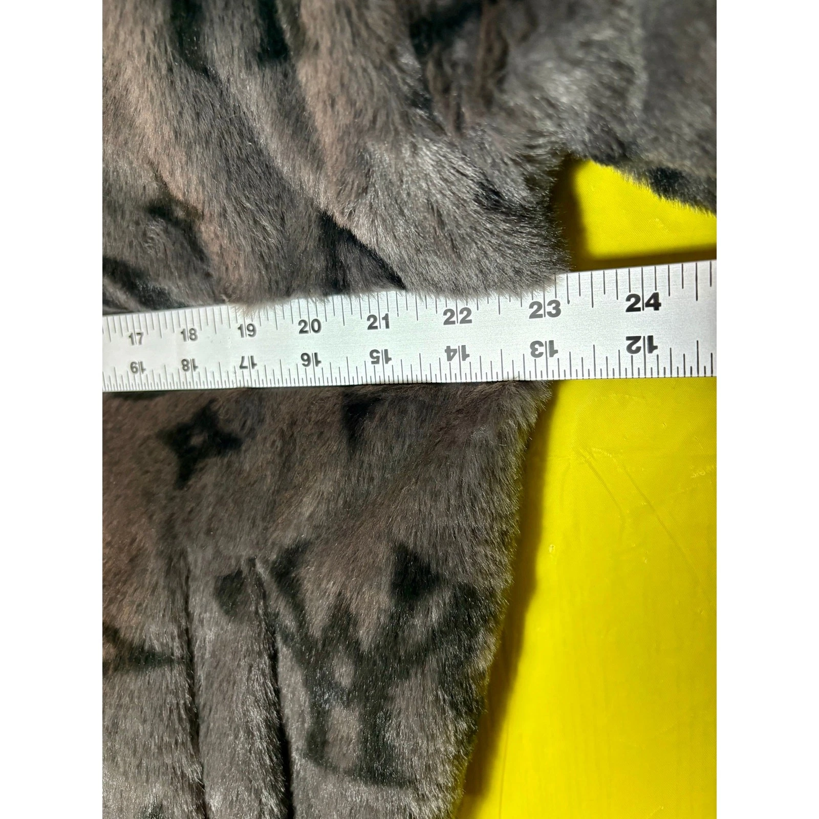 NWT - Watson Mink Hooded Jacket - Medium - $250 Retail Value image 6