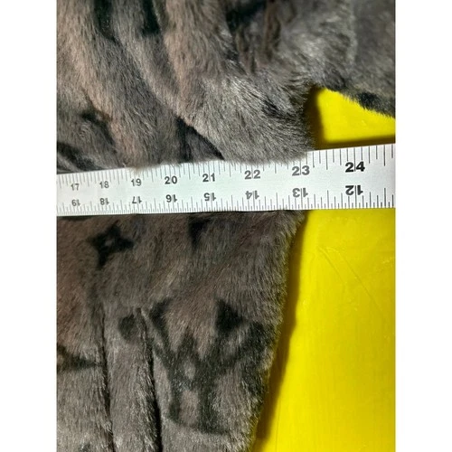 NWT - Watson Mink Hooded Jacket - Medium - $250 Retail Value image 6