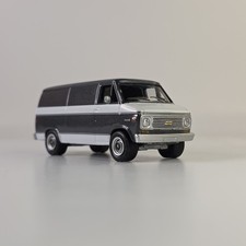 Greenlight Hitch & Tow Series 3 - 1977 Chevrolet G20 Van