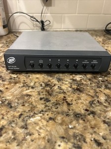 AV Tool AVT-8120 Quad Splitter