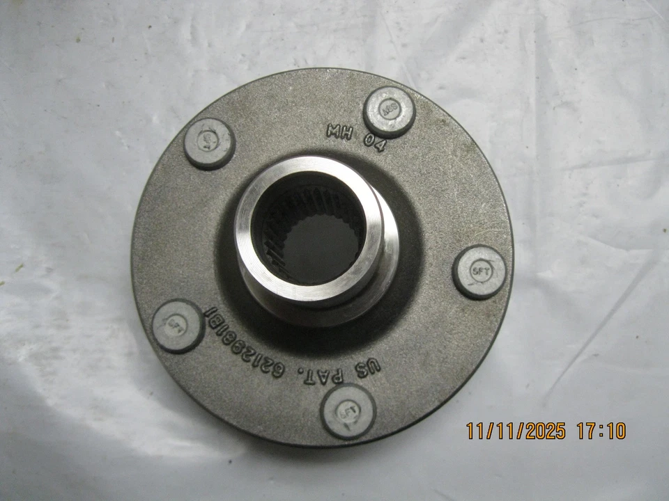 Wheel Hub Motorcraft HUB-39 8L8Z-1104-A (nos) Foto 2 de 4