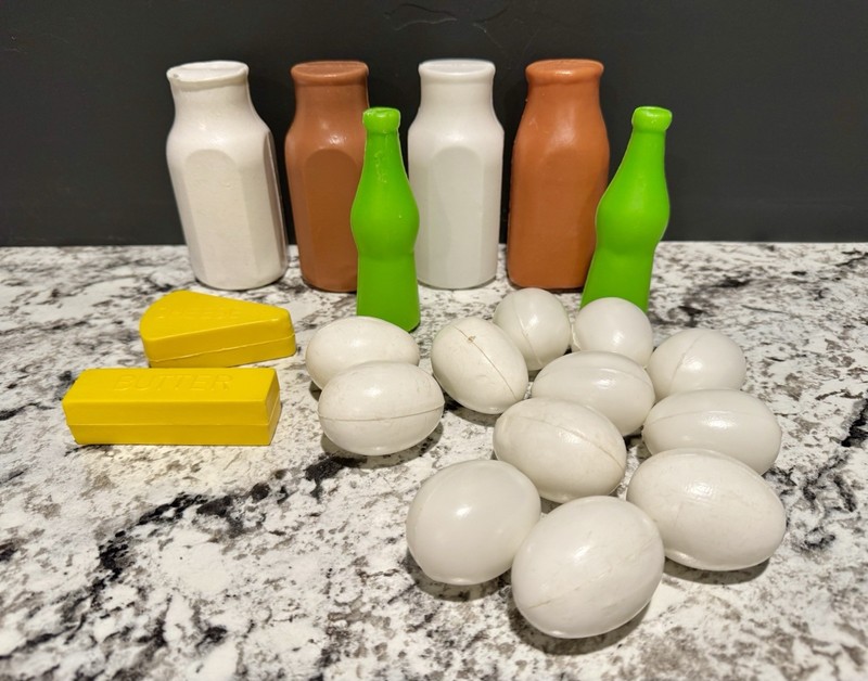 Vintage ~FOOD~ Pretend Play Plastic Milk Soda Pop Eggs Butter Cheese Lot ~NICE~