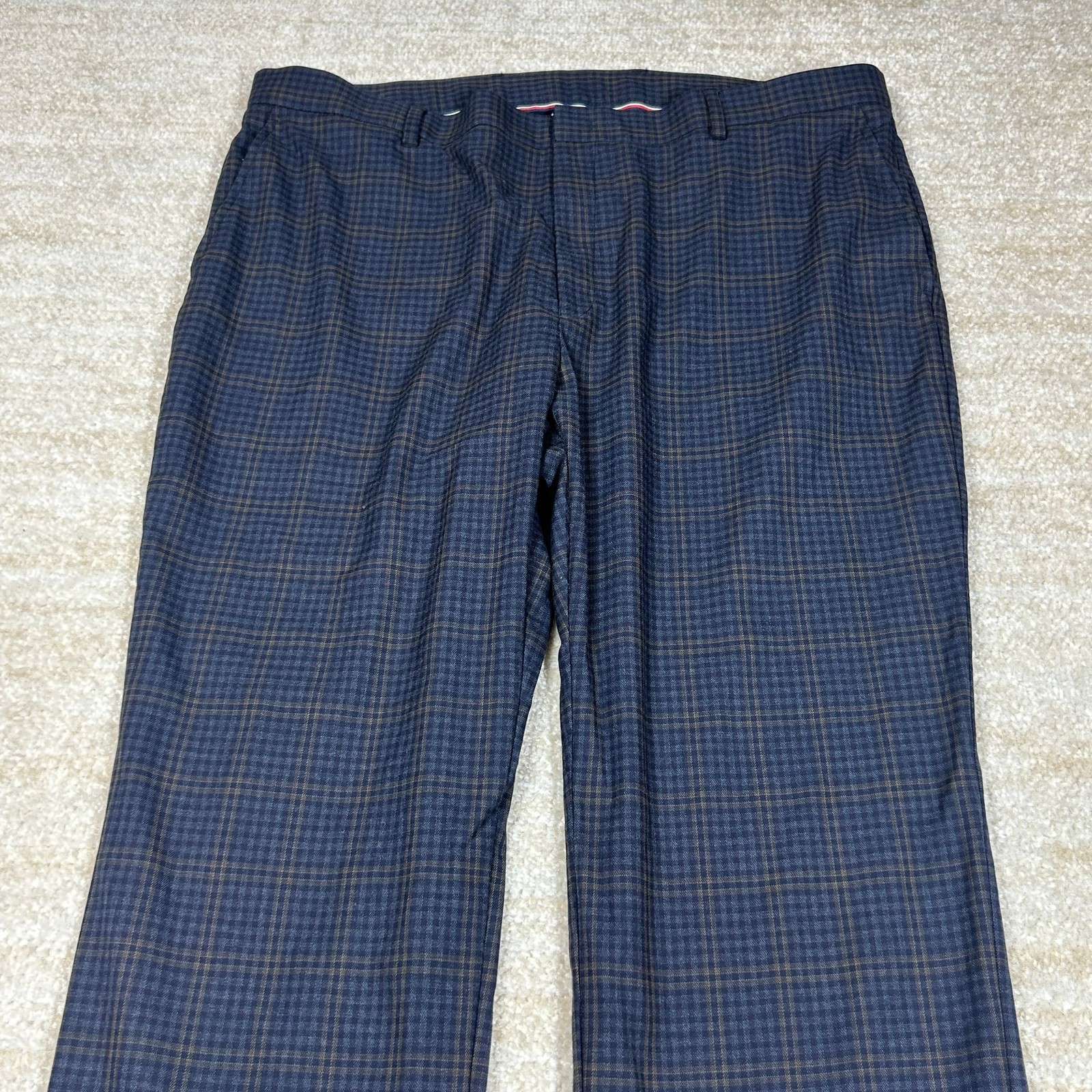 Tommy Hilfiger Pants Mens 40W 32L Navy Brown Plaid Flat Front Straight Leg
