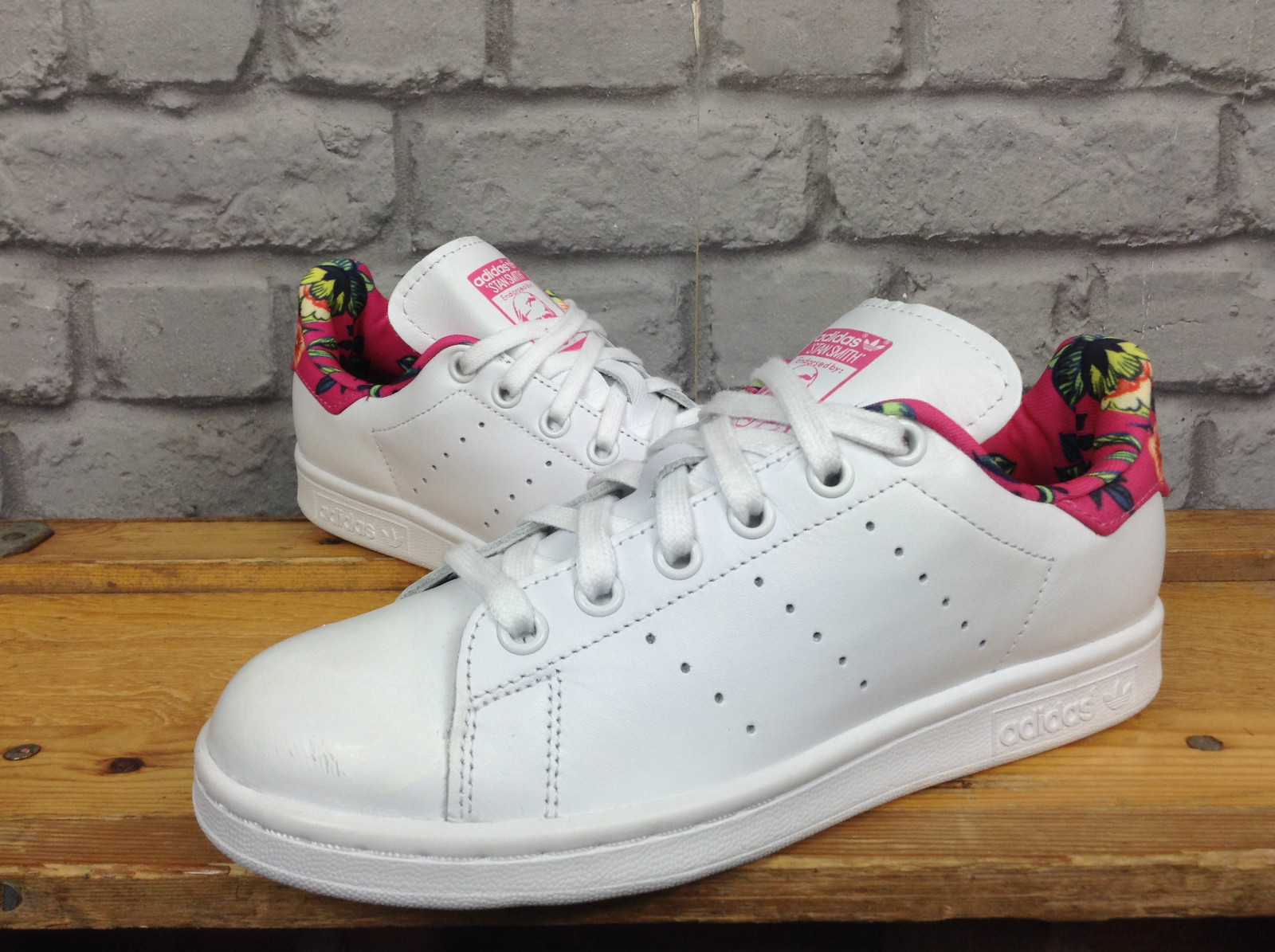ADIDAS LADIES5 STAN blanc SMITH rose TROPICAL blanc STAN LEATHER TRAINERS RARE 58a960 ADIDAS LADIES5 STAN blanc SMITH rose TROPICAL blanc STAN LEATHER TRAINERS RARE 58a960