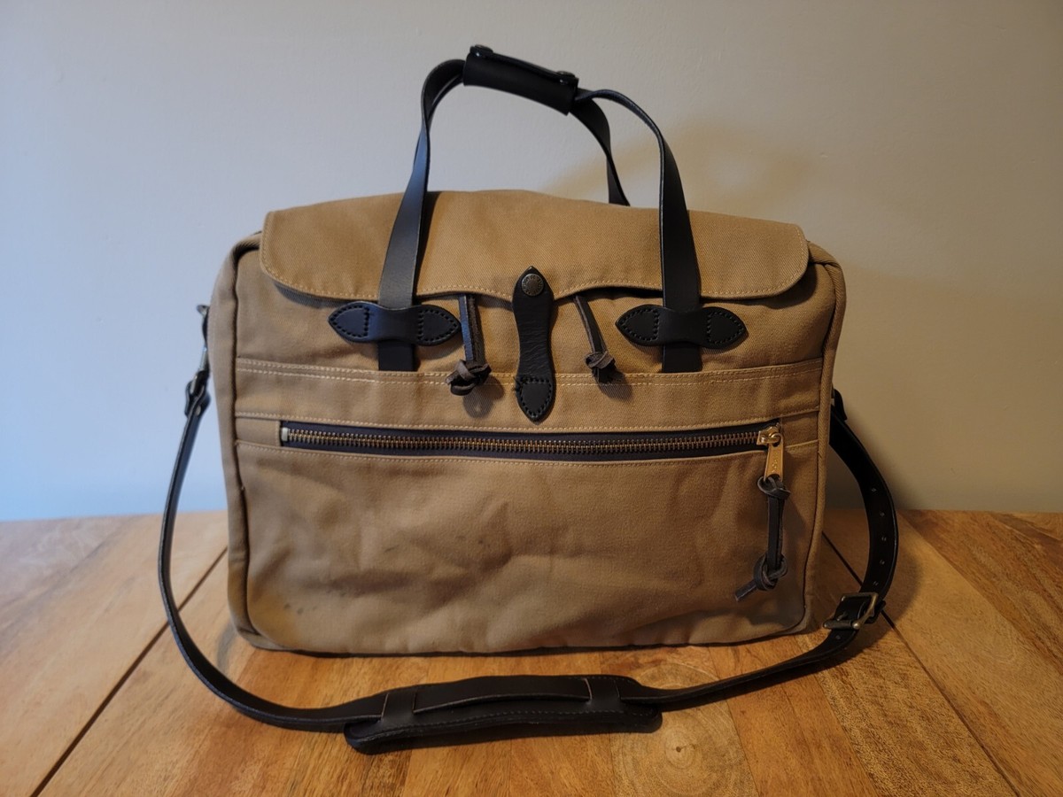 廃盤 希少 FILSON Travel Bag フィルソントラベルバッグM Filson Large Twill Carry-on Travel Bag | Tan | Made in USA