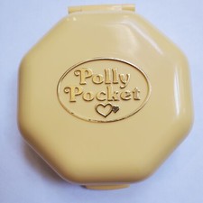 1990 Polly Pocket Bluebird Polly's Hair Salon Complete - All Original