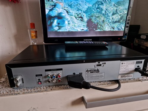 LG RCT689H Mit FB DVD/VHS-Combi Recorder/HDMI/USB/VHS - Bild 15 von 16