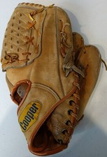 Vintage Cooper "Diamond Deluxe 604" Baseball Glove